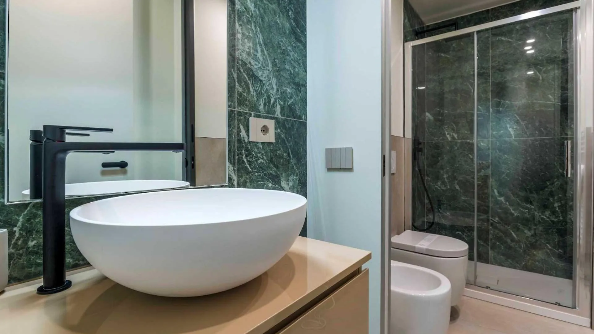 Apartment Dhome Milan Italy