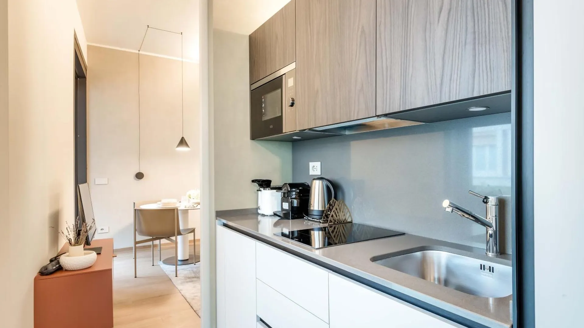 Dhome Milan Apartment